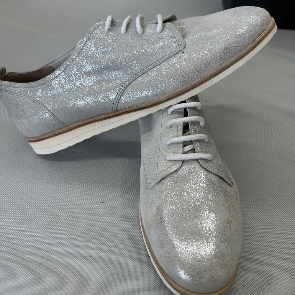 Women’s Silver Dress Shoes